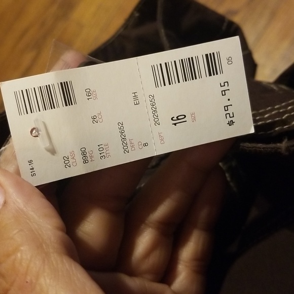 Avenue Cropped Pants Size 16 - Picture 8 of 11